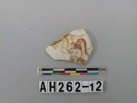 藏品(釉上彩瓷腹部殘件)的圖片